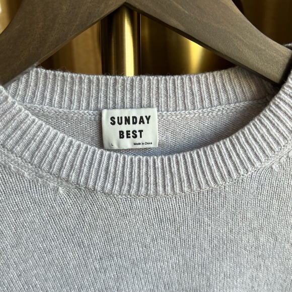 Sunday Best Women Sweater | Large - Picture 3 of 6